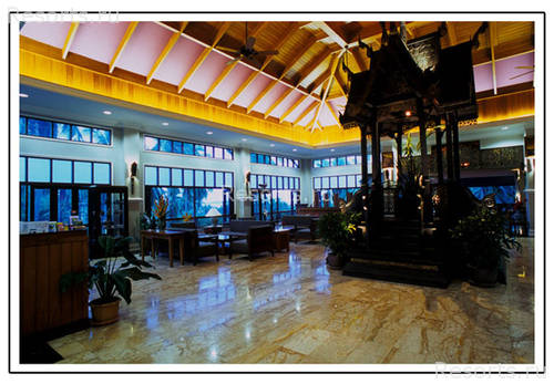 The Fair House Beach Resort 5